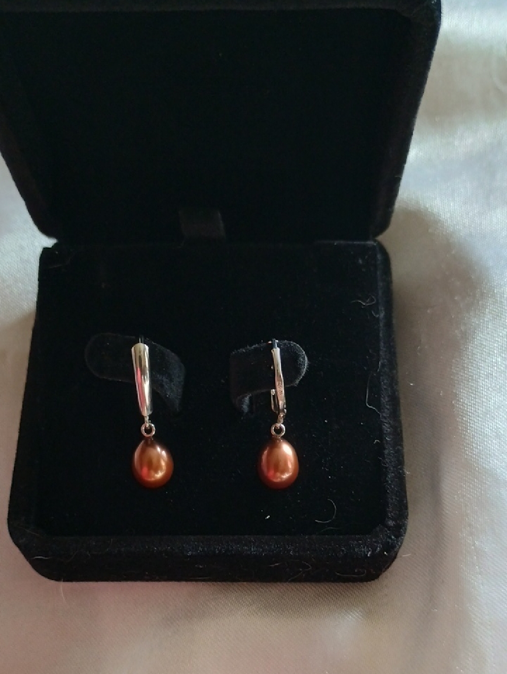 LOW START!! New Genuine Pearl Earrings
